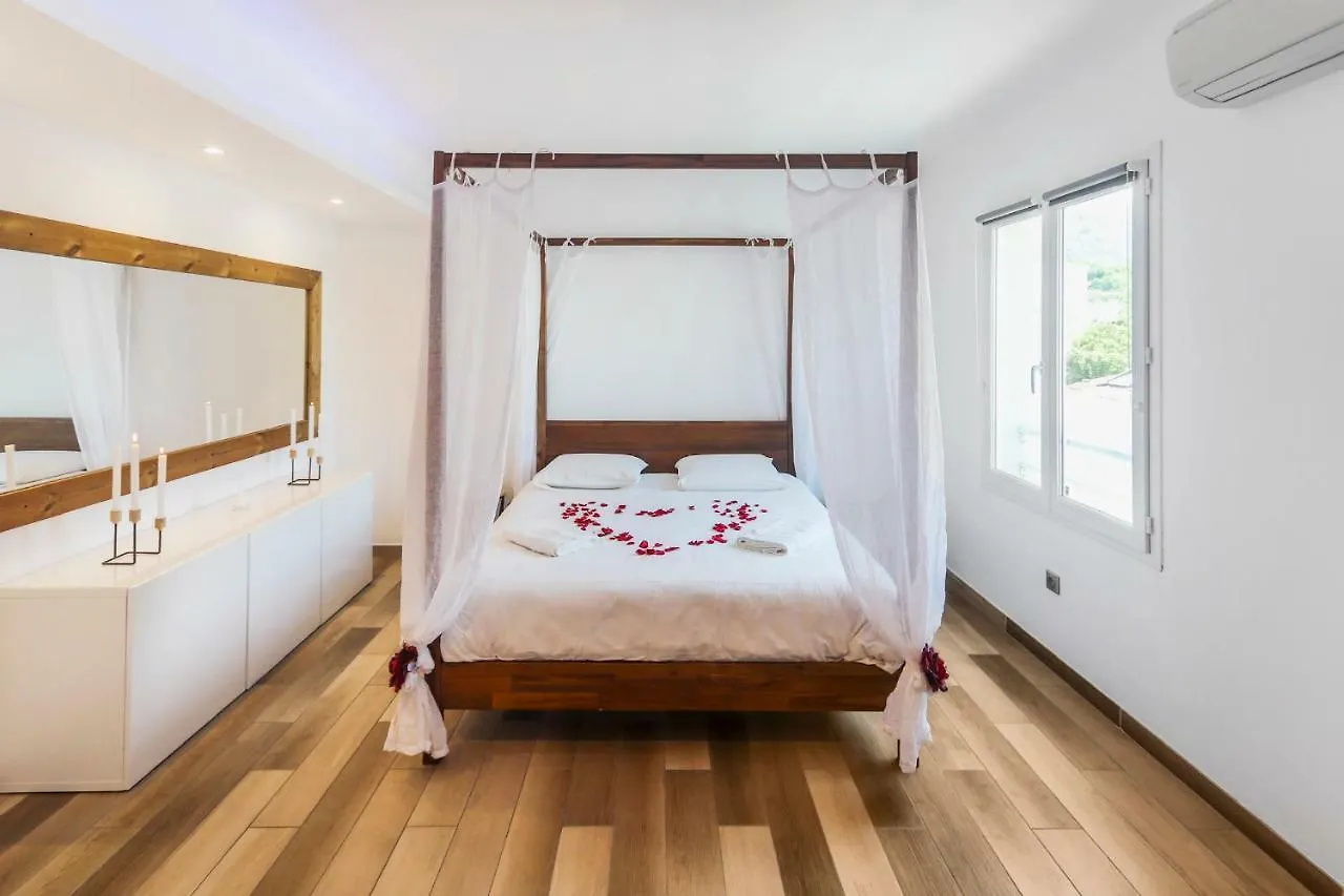 Suite Pointe Rouge Jacuzzi Spa Marseille